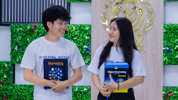 Digital Marketing Specialist Course Image