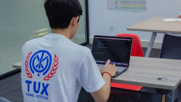 Data Science and Analytics Course Image